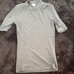 Forever 21 Gray Ribbed Sweater